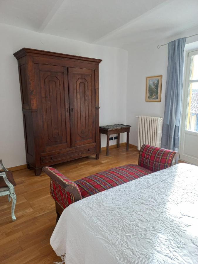 Il Giardino Di Olivia Appartement Guarene Buitenkant foto