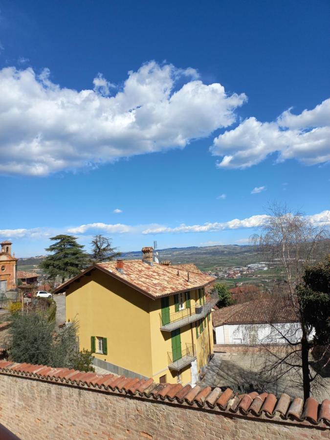 Il Giardino Di Olivia Appartement Guarene Buitenkant foto