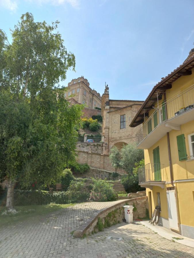 Il Giardino Di Olivia Appartement Guarene Buitenkant foto