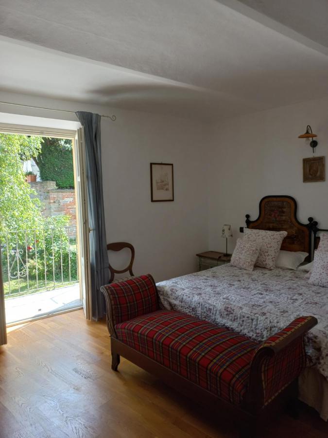 Il Giardino Di Olivia Appartement Guarene Buitenkant foto