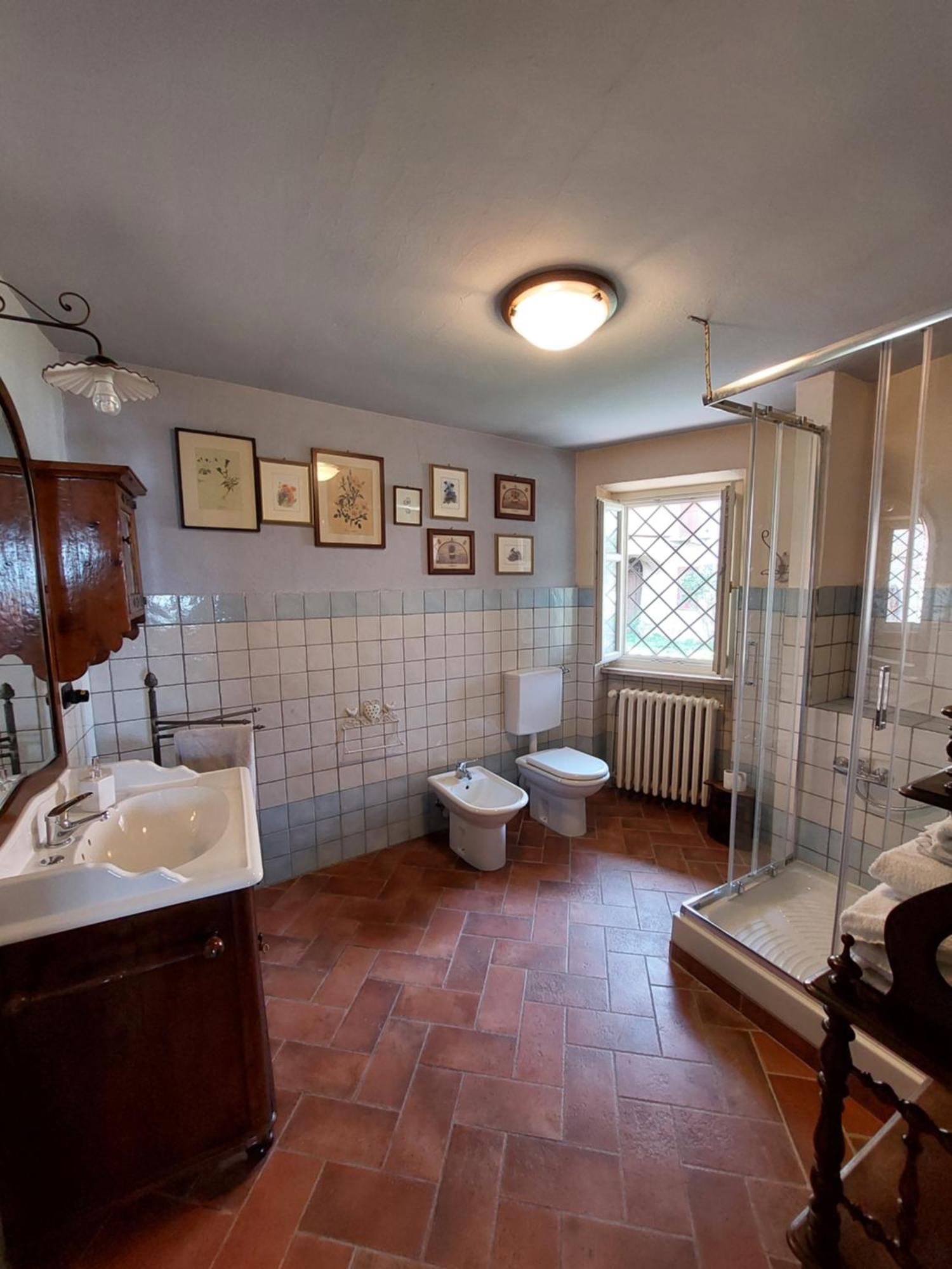 Il Giardino Di Olivia Appartement Guarene Buitenkant foto