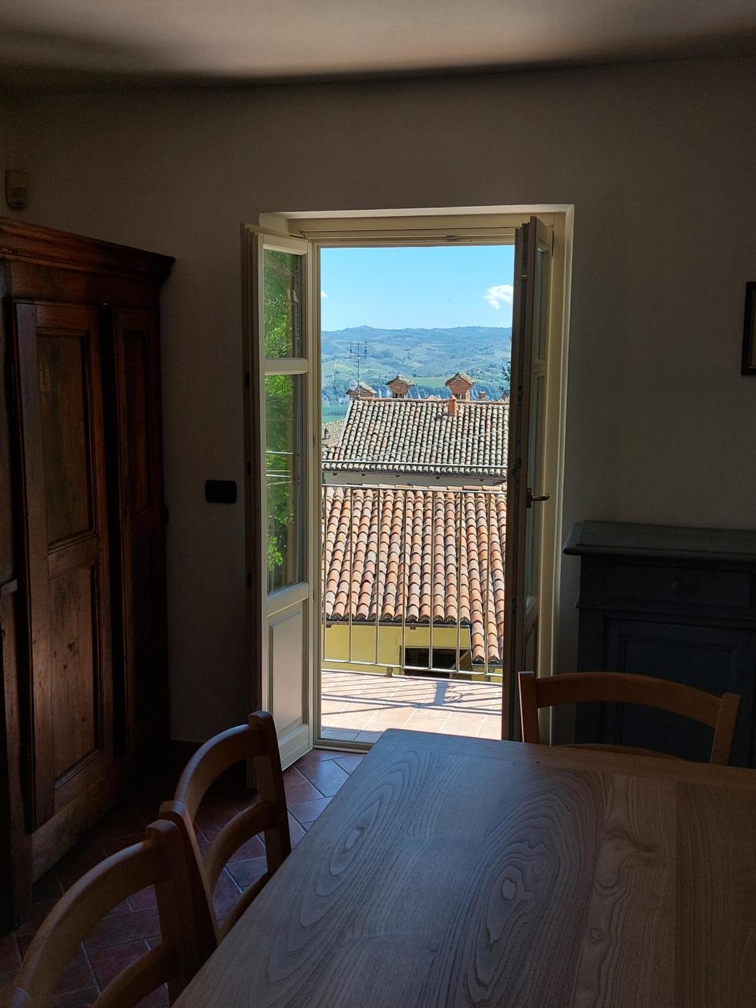 Il Giardino Di Olivia Appartement Guarene Buitenkant foto